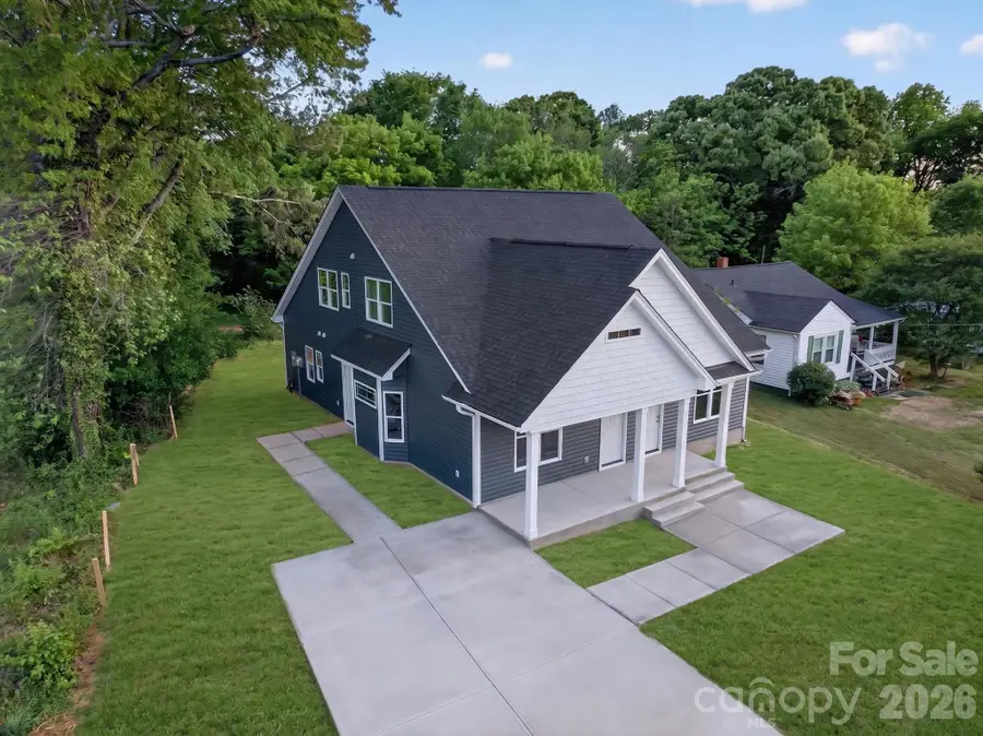 810 / 812 E Lincoln Street, Lincolnton, NC 28092 - #2