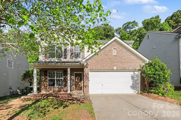 9823 Jeanette Circle, Charlotte, NC 28213