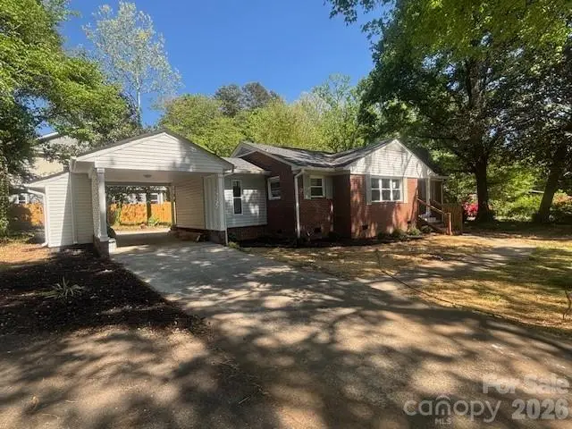 137 Birchwood Drive, Charlotte, NC 28214 - #2