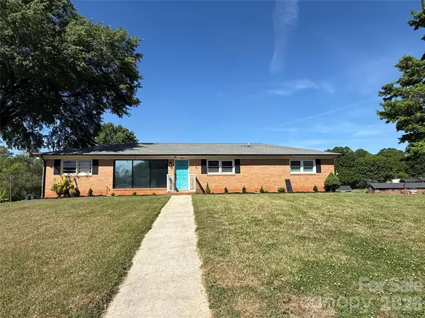 1236 Landsdowne Drive, Gastonia, NC 28054