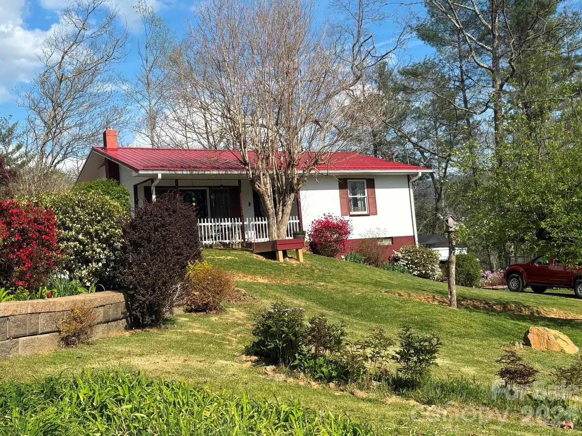 493 Franklintown Road, Spruce Pine, NC 28777 - #1