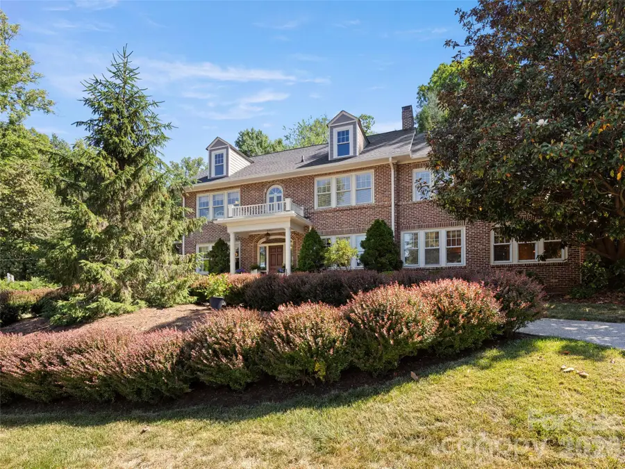 19 Blackwood Road, Asheville, NC 28804 - #2