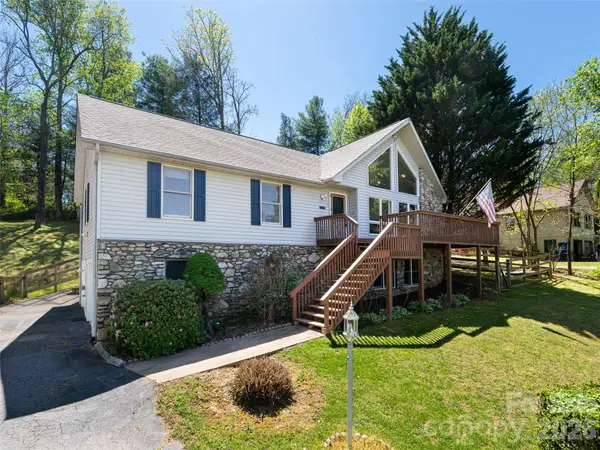 15 Tiffany Lane, Asheville, NC 28804