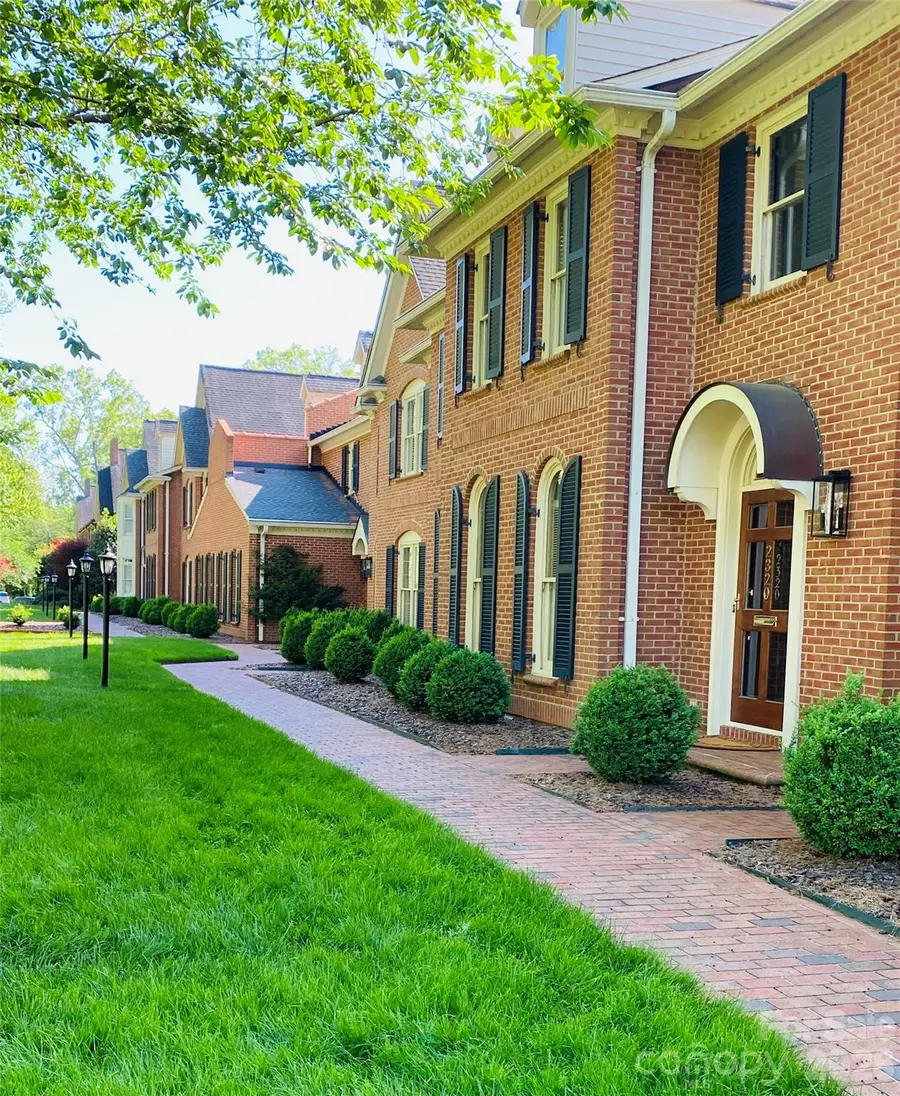 2320 Selwyn Avenue, Charlotte, NC 28207 - #2