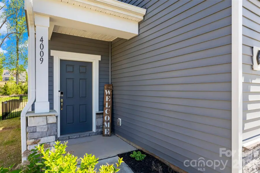 4009 Woodland View Drive, Charlotte, NC 28215 - #2