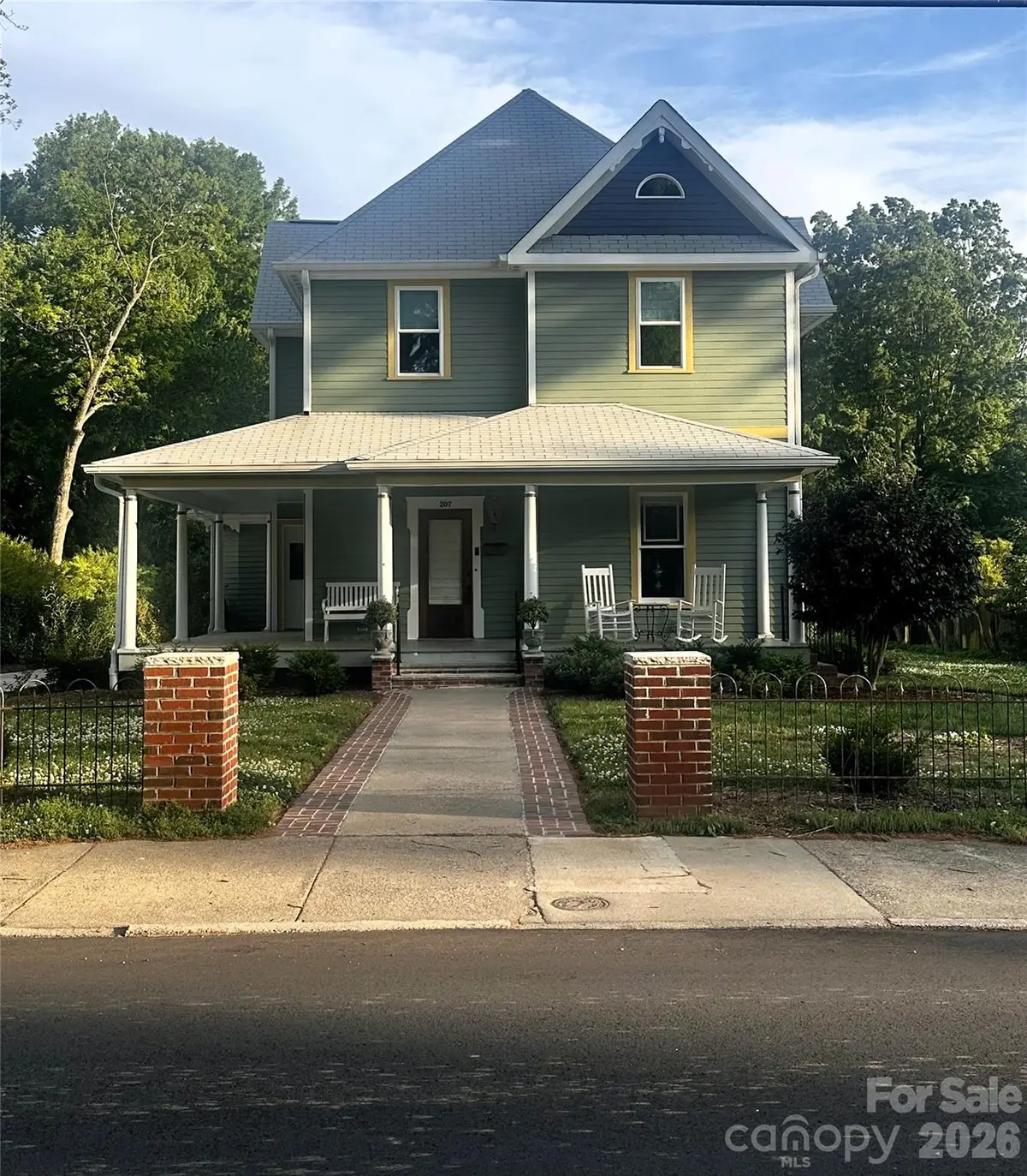 207 W Academy Street, Cherryville, NC 28021 - #1