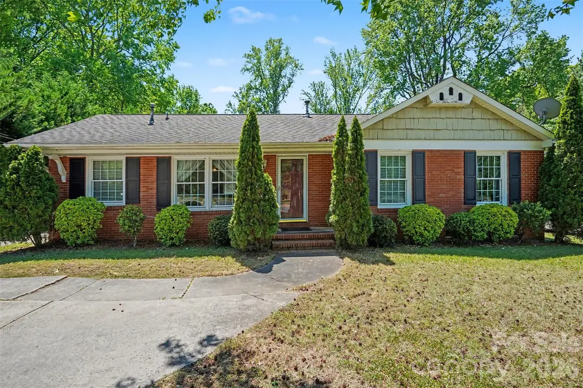 7608 Idlewild Road, Charlotte, NC 28212 - #1