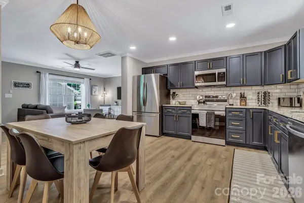 21 Carolinda Lane, Waynesville, NC 28786