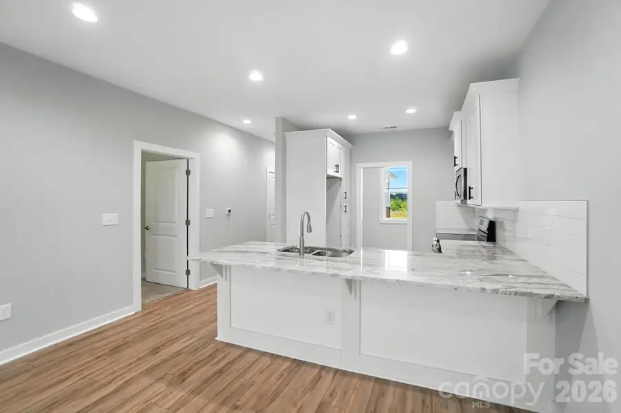 1502 28th Street Lane Se, Hickory, NC 28602 - #3