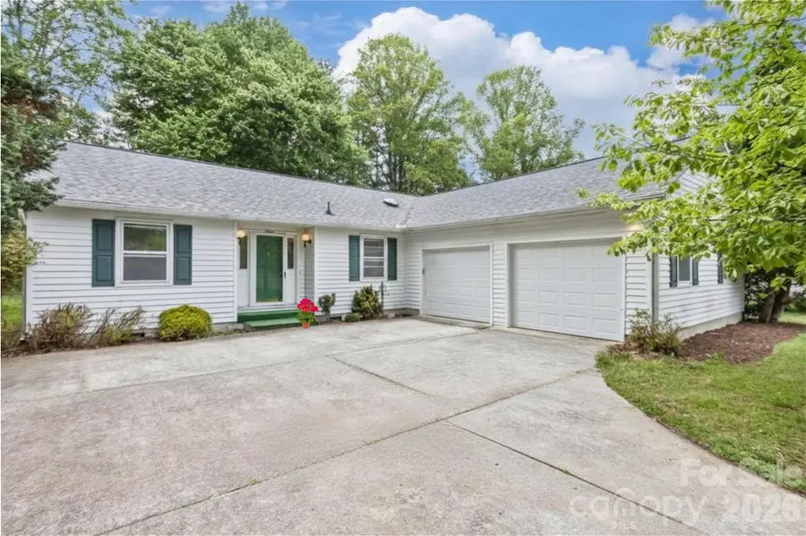 7 Teaneck Circle, Hendersonville, NC 28791 - #2