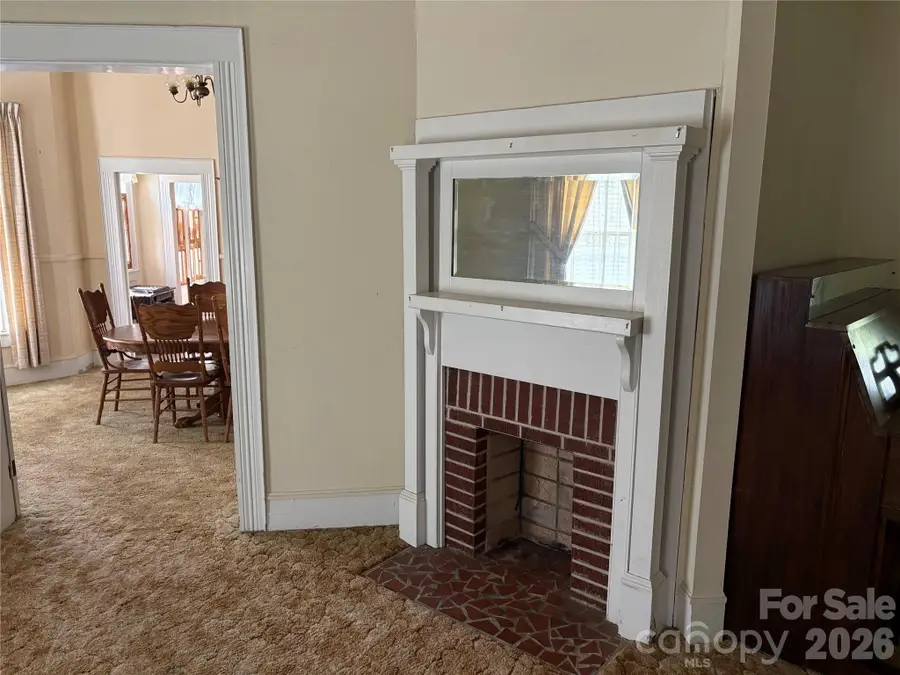 114 Hampton Street, Chester, SC 29706 - #3