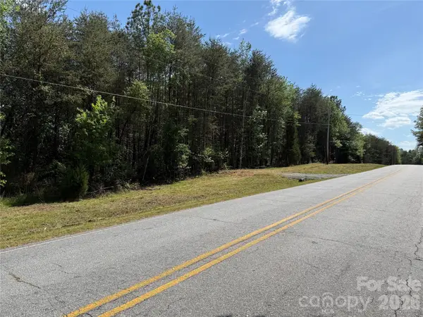 000 Hugh Champion Road, Tryon, NC 28782