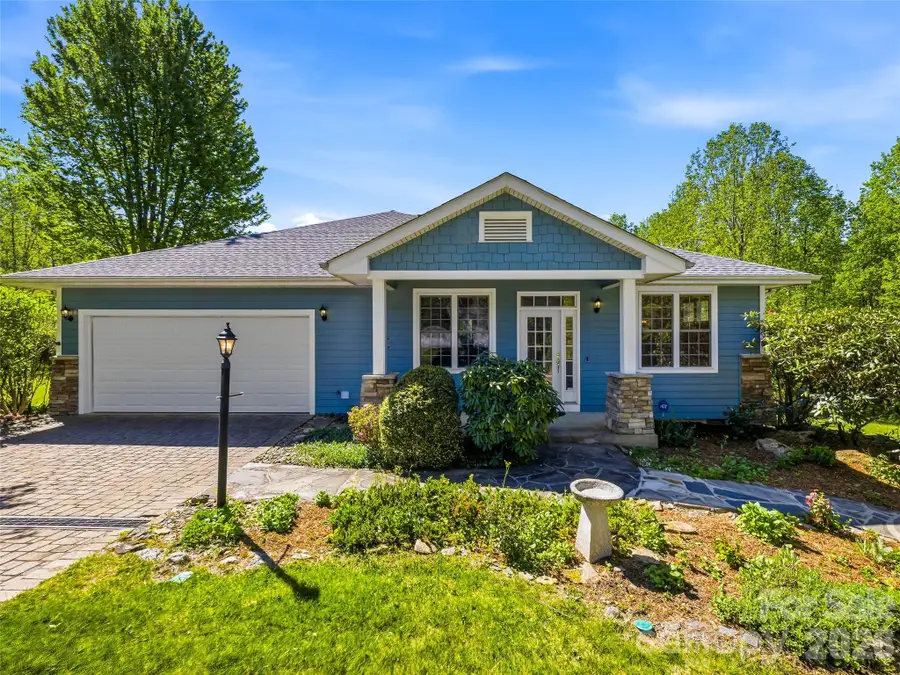 35 Stonecrest Court, Flat Rock, NC 28731 - #3