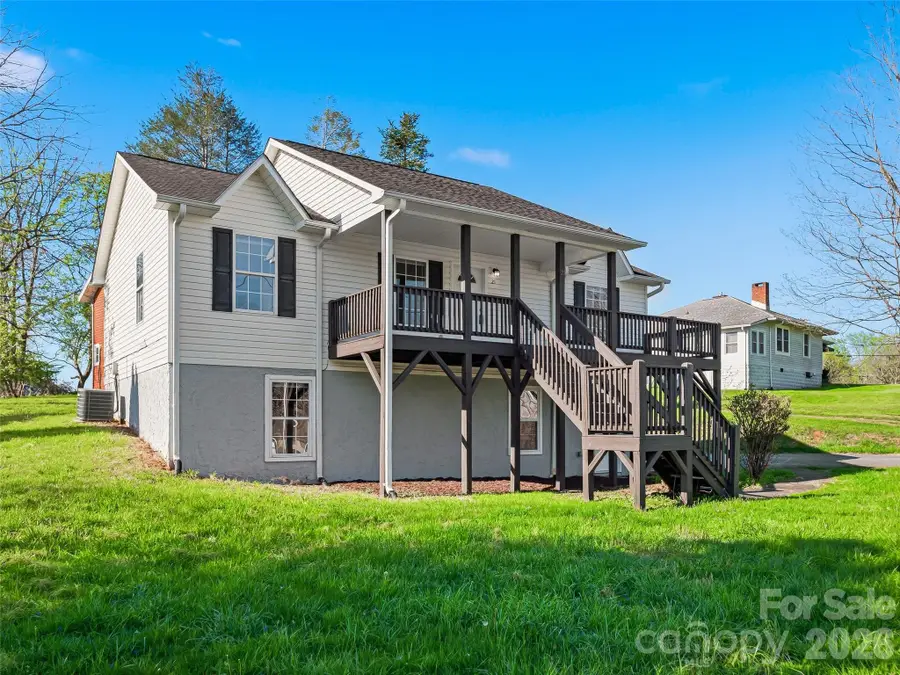 21 Shelburne Drive, Asheville, NC 28806 - #2