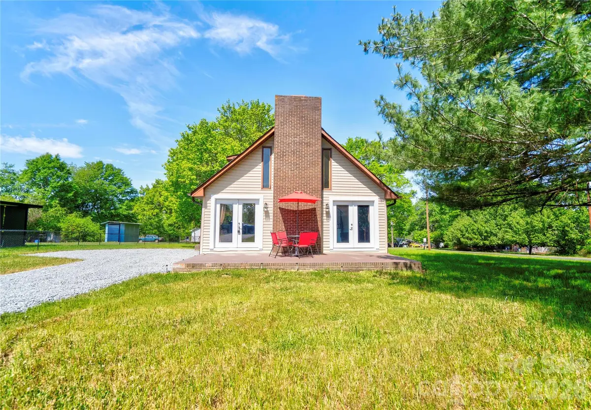 807 Orchard Street, Shelby, NC 28152 - #1