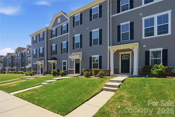 1311 Ashbury Street, Charlotte, NC 28216