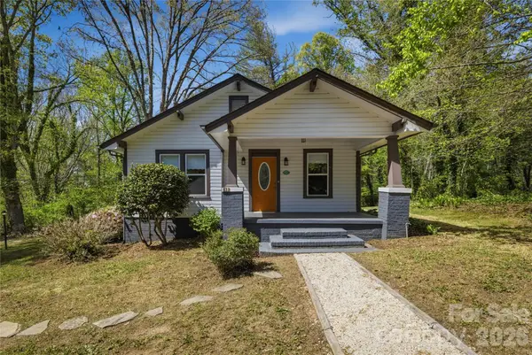 512 Alexander Avenue, Morganton, NC 28655