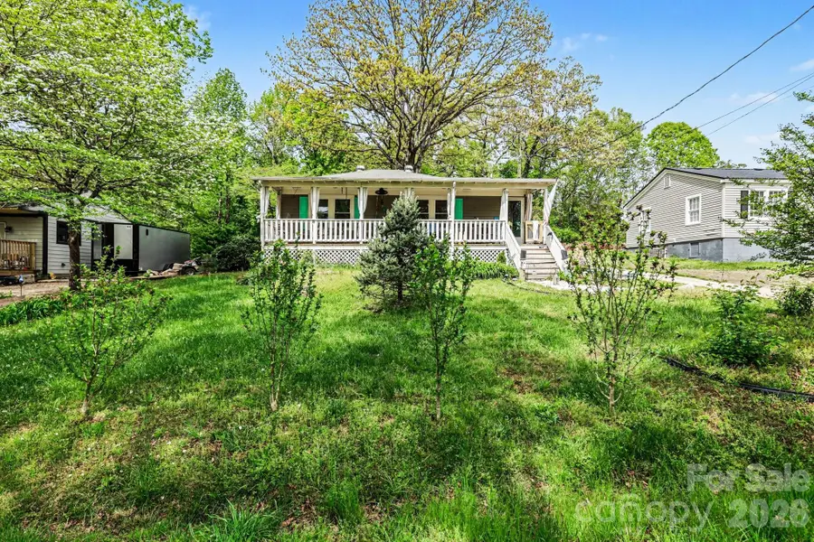 403 Oakdale Avenue, Kannapolis, NC 28083 - #2