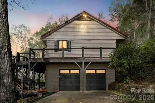 78 Highland Drive, Lake Toxaway, NC 28747