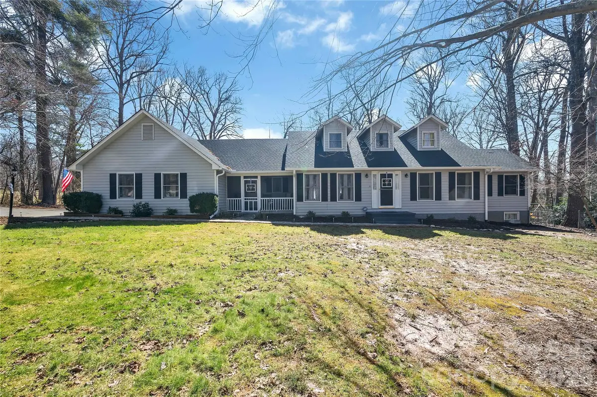 10 High Meadows Drive, Candler, NC 28715 - #1