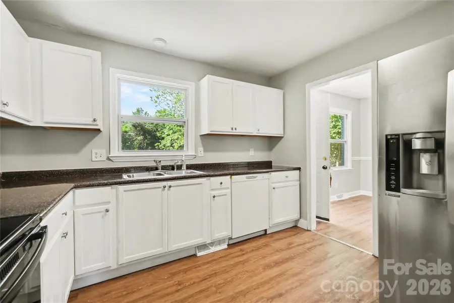 5439 Kerry Lane, Charlotte, NC 28215 - #2