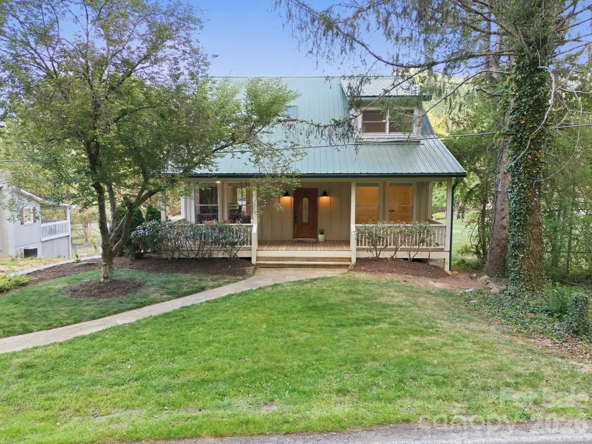 612 Christian Creek Road, Swannanoa, NC 28778 - #1