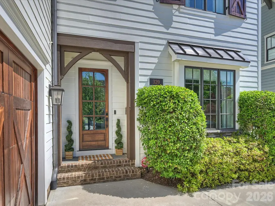 320 Plantation Place, Charlotte, NC 28209 - #2