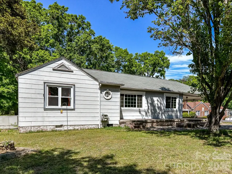 154 Lancaster Street, Chester, SC 29706 - #3