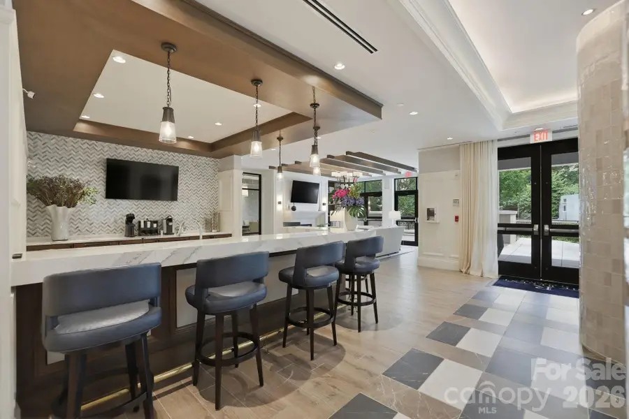130 Cherokee Road #406, Charlotte, NC 28207 - #3