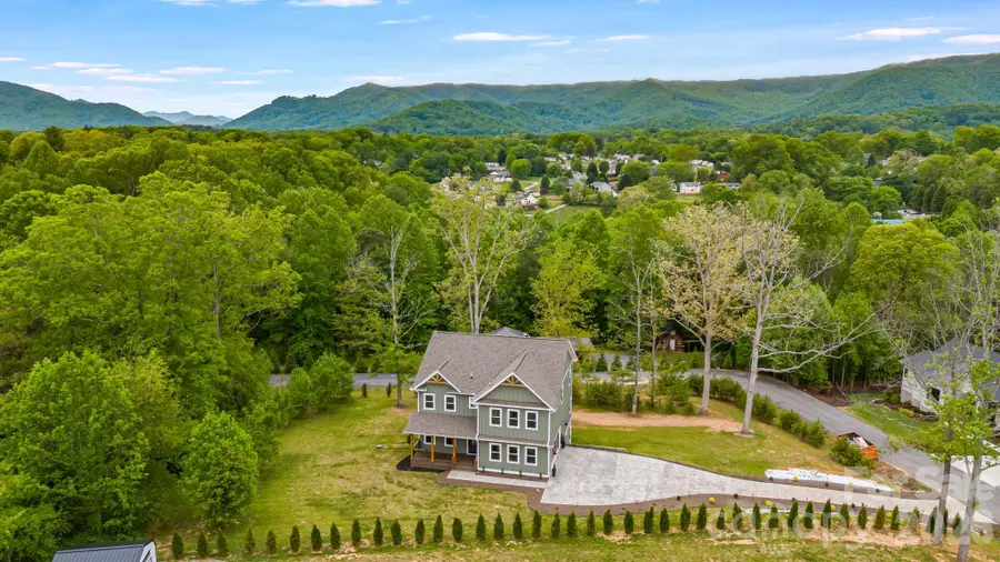 17 Baxter Woods Lane, Candler, NC 28715 - #2