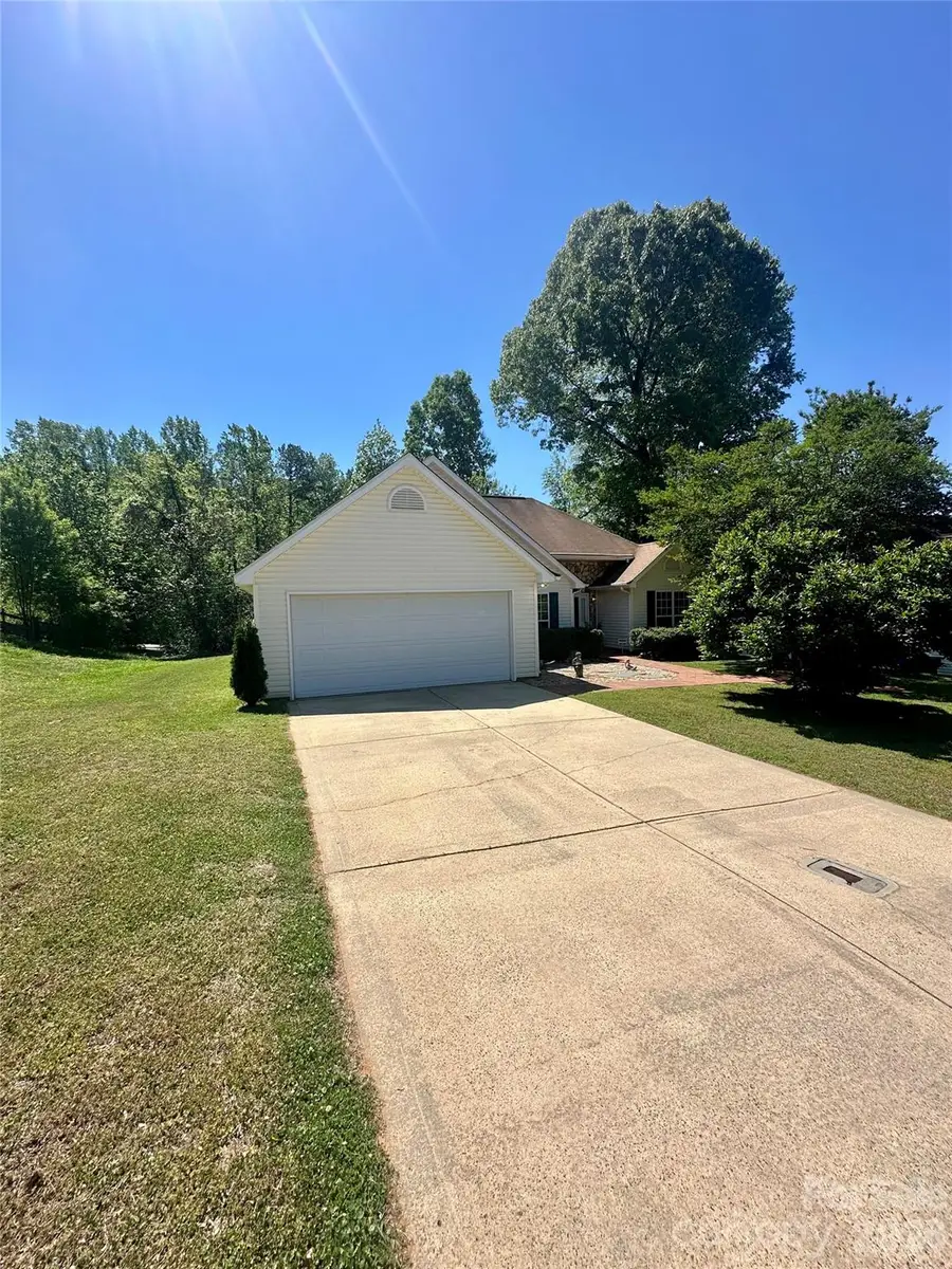 106 Old Willow Road, Mooresville, NC 28115 - #2