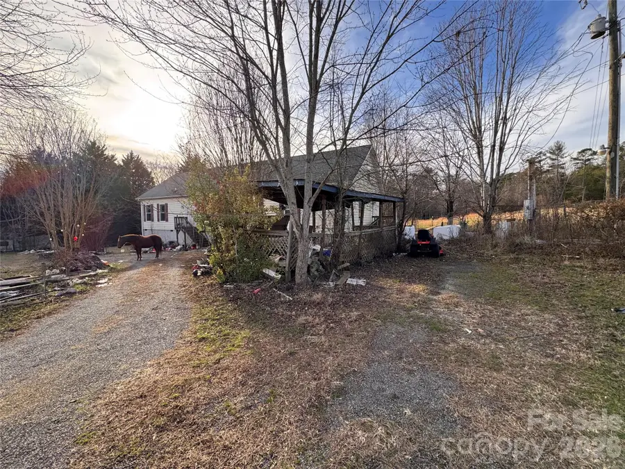 18 Saxon Hill, Fairview, NC 28730 - #2