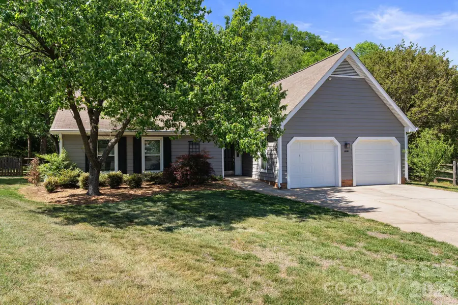 12001 Lazy Willow Lane, Charlotte, NC 28273 - #2