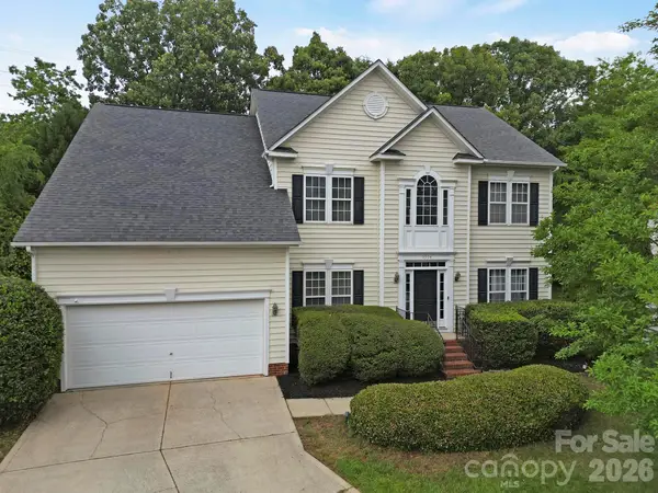 9954 Mitchell Glen Drive, Charlotte, NC 28277