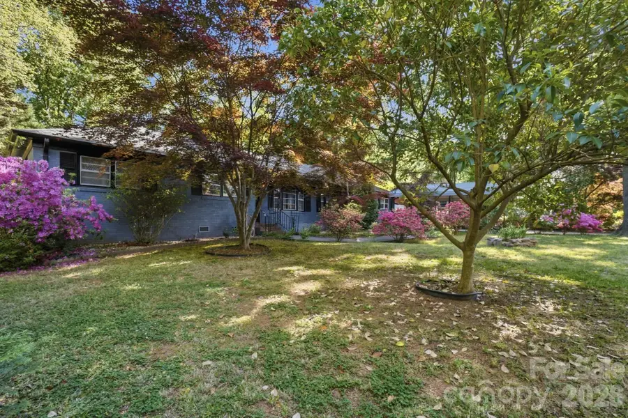 4701 Easthaven Drive, Charlotte, NC 28212 - #2