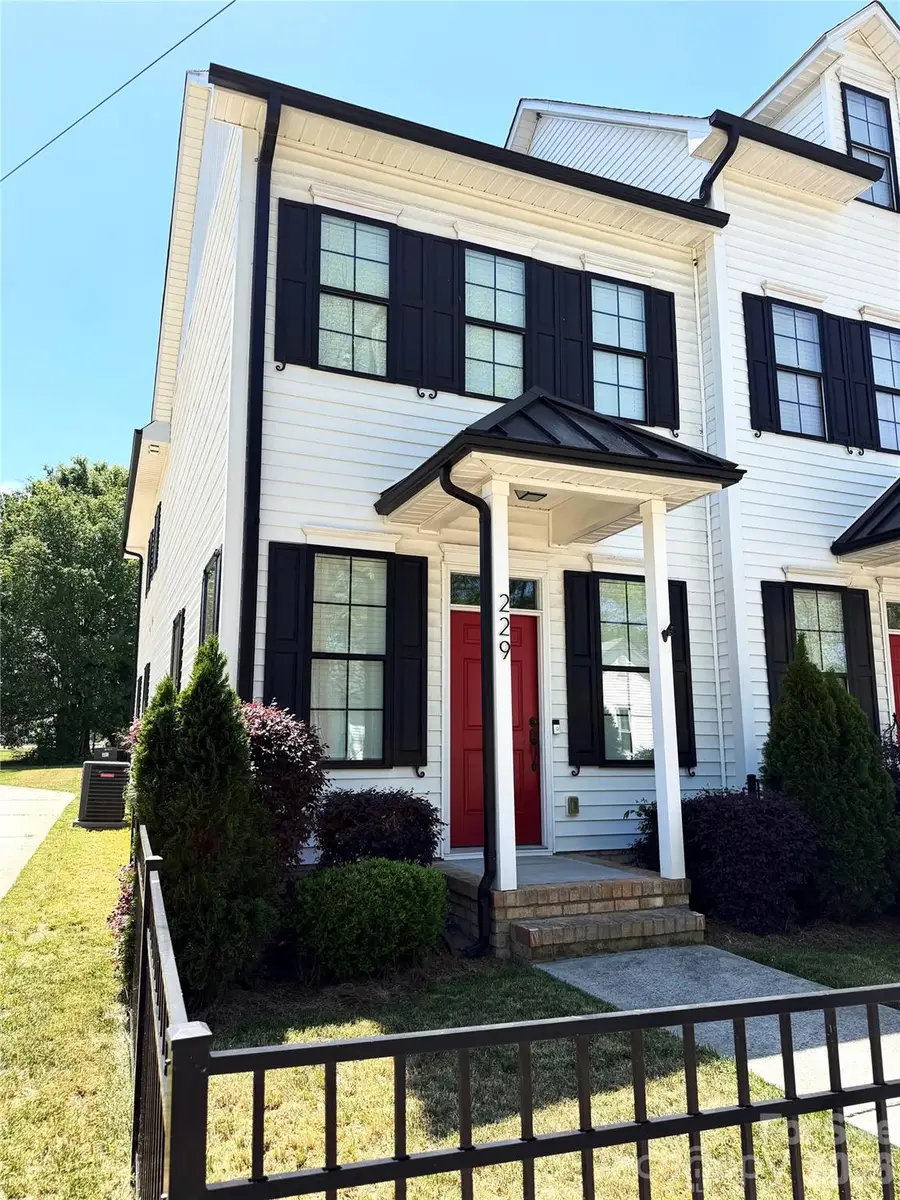 229 W G Street, Kannapolis, NC 28081 - #2