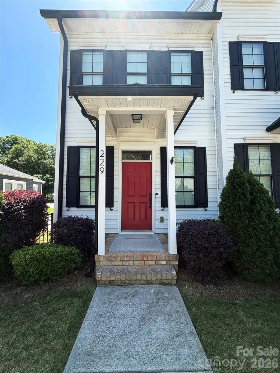 229 W G Street, Kannapolis, NC 28081 - #3