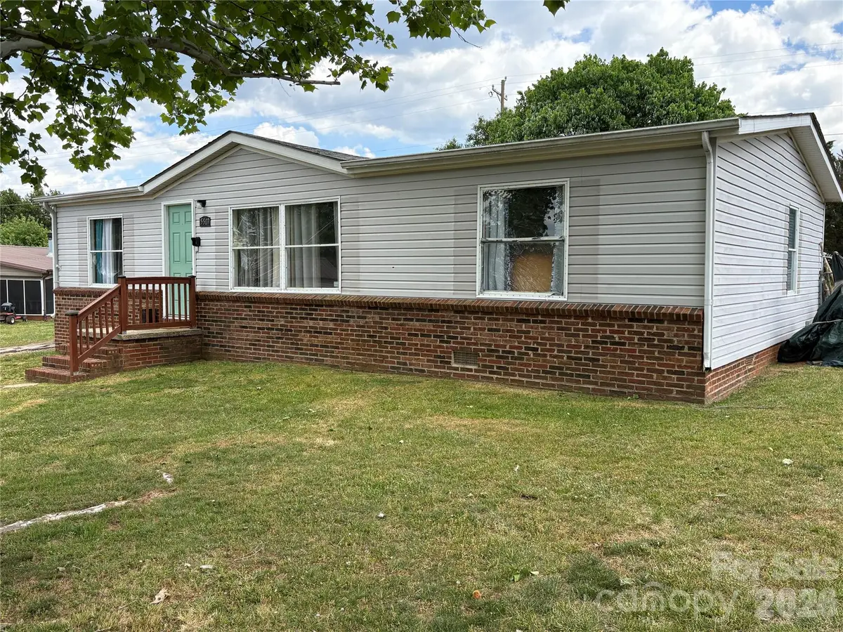 5507 Sandy Creek Court, Newton, NC 28658 - #1