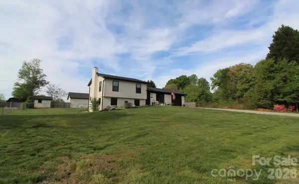 2555 Belshire Drive, Conover, NC 28613