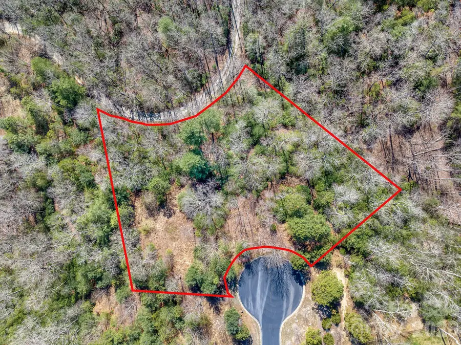 140 Woodhen Way #140, Horse Shoe, NC 28742 - #3