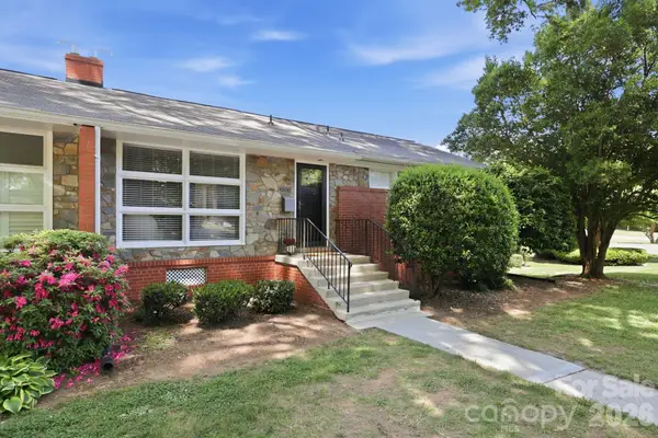 4500 Woodlark Lane, Charlotte, NC 28211