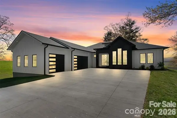 503 Nesbitt Drive, Mills River, NC 28759