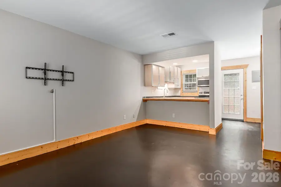 636 Chipley Avenue #8, Charlotte, NC 28205 - #3