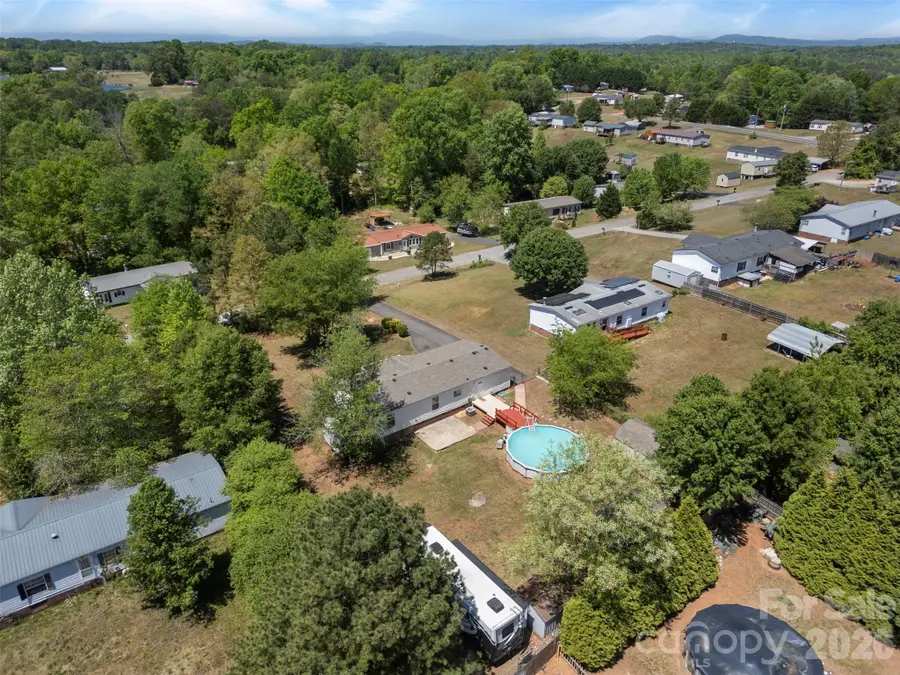 2095 Wildwood Drive #19, Hickory, NC 28601 - #3