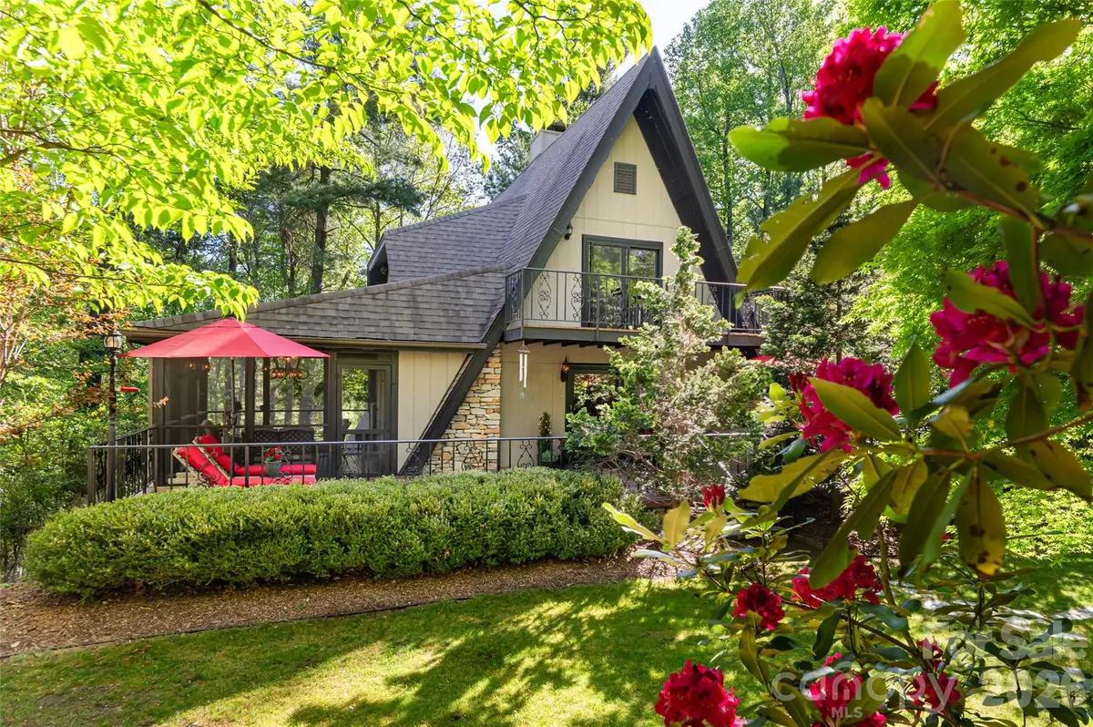 7 Cooper Cove S, Hendersonville, NC 28739 - #1