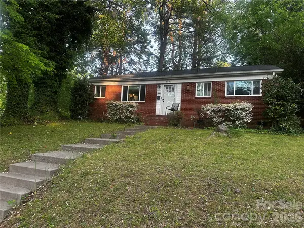 3942 Glenville Avenue, Charlotte, NC 28215
