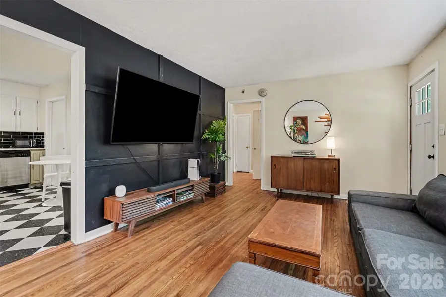 3942 Glenville Avenue, Charlotte, NC 28215 - #2