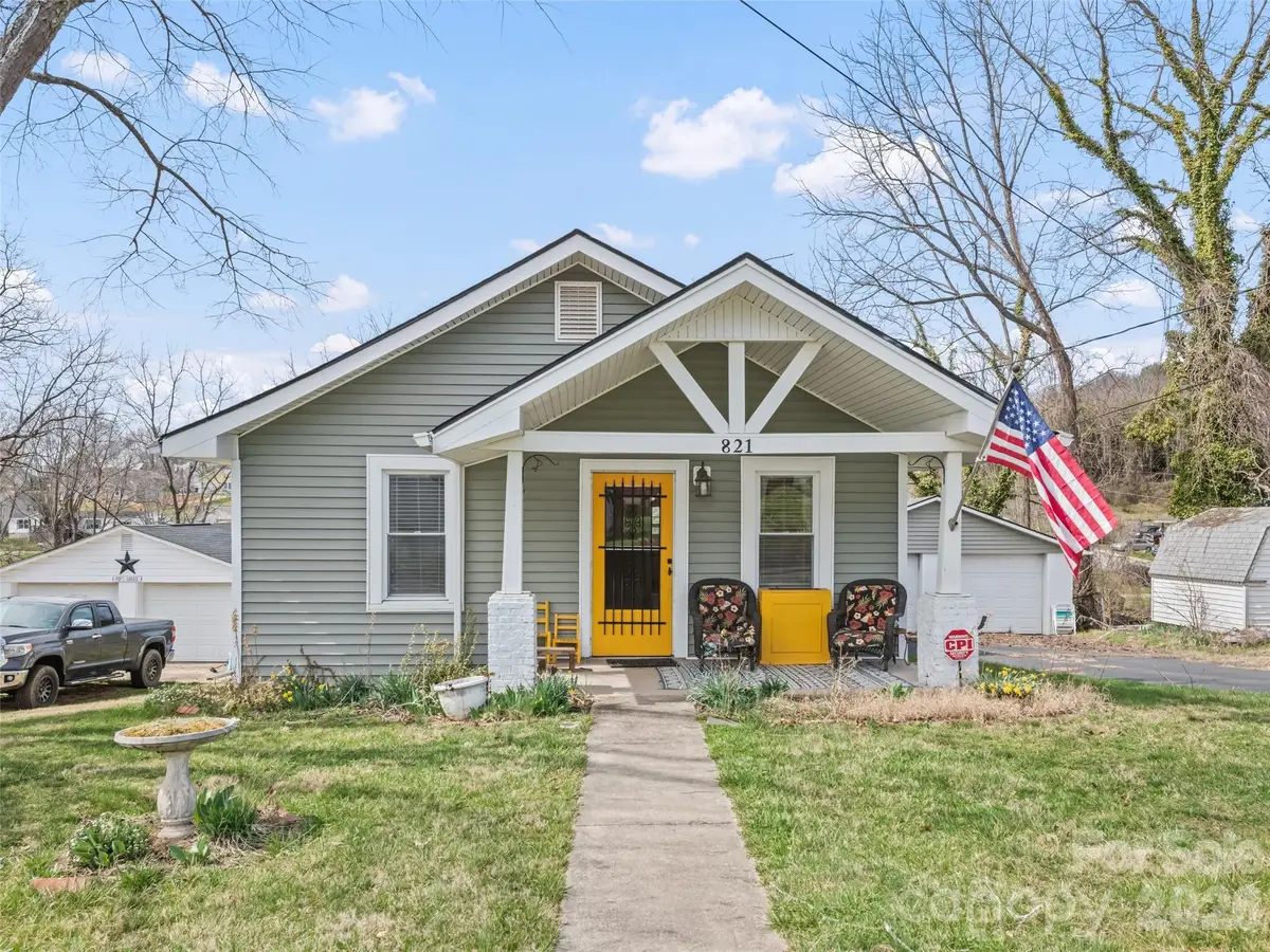 821 N Main Street, Canton, NC 28716 - #1