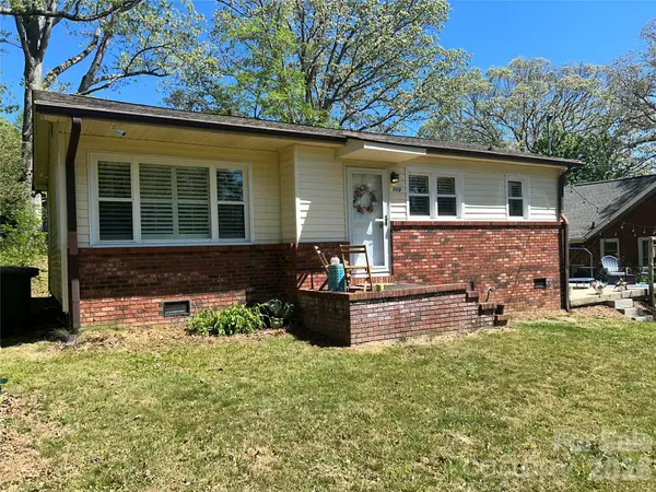 110 9th Street, Black Mountain, NC 28711