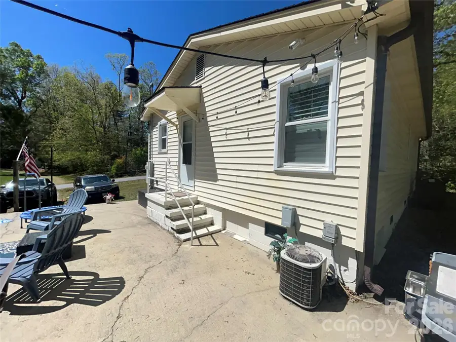 110 9th Street, Black Mountain, NC 28711 - #2